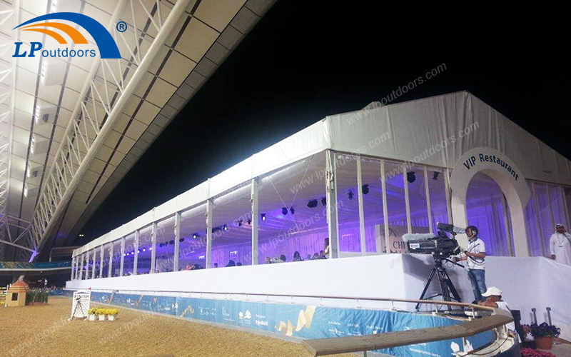 Более 1000 человек Пребывание в палаточном домике для спортивных мероприятий в Катаре